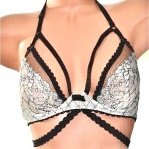 Victoria’s Secret Very Sexy Lace Bra